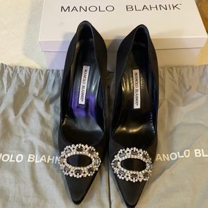 90mm Manolo Blahnik black satin peep toe pumps